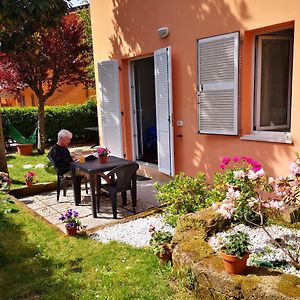 A Due Passi Dal Mare B&B